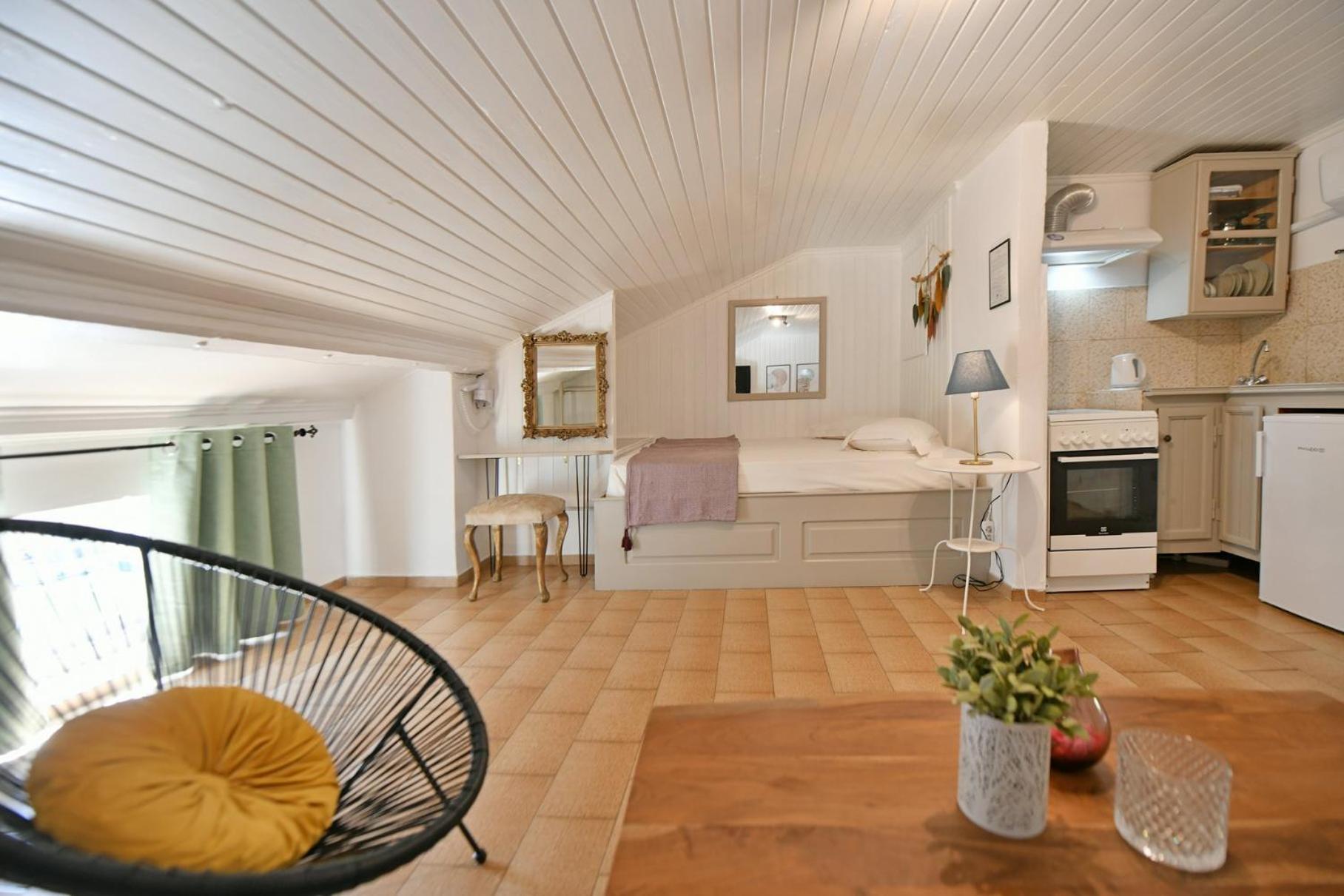 Athina Guesthouse Ídra Kültér fotó