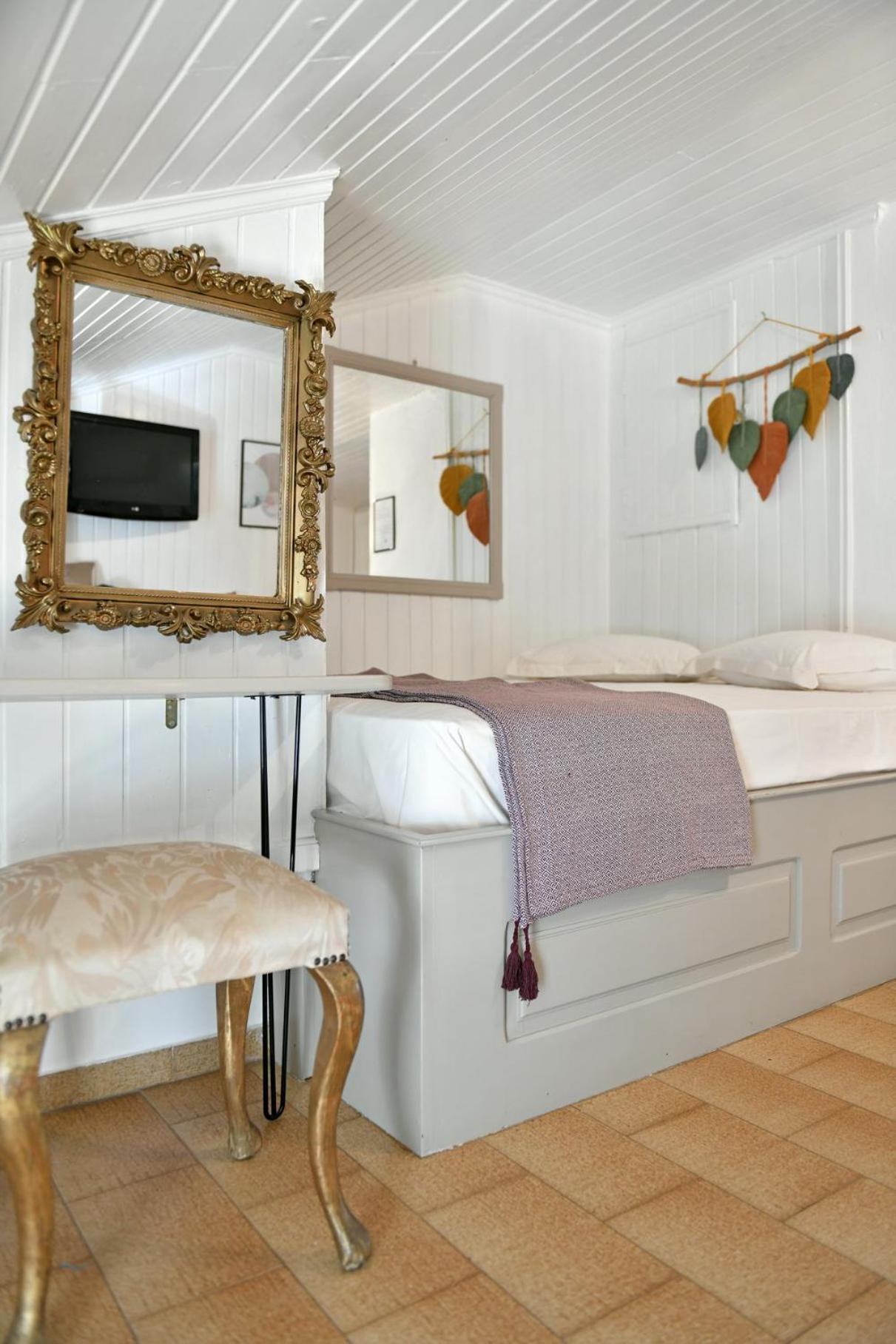 Athina Guesthouse Ídra Kültér fotó