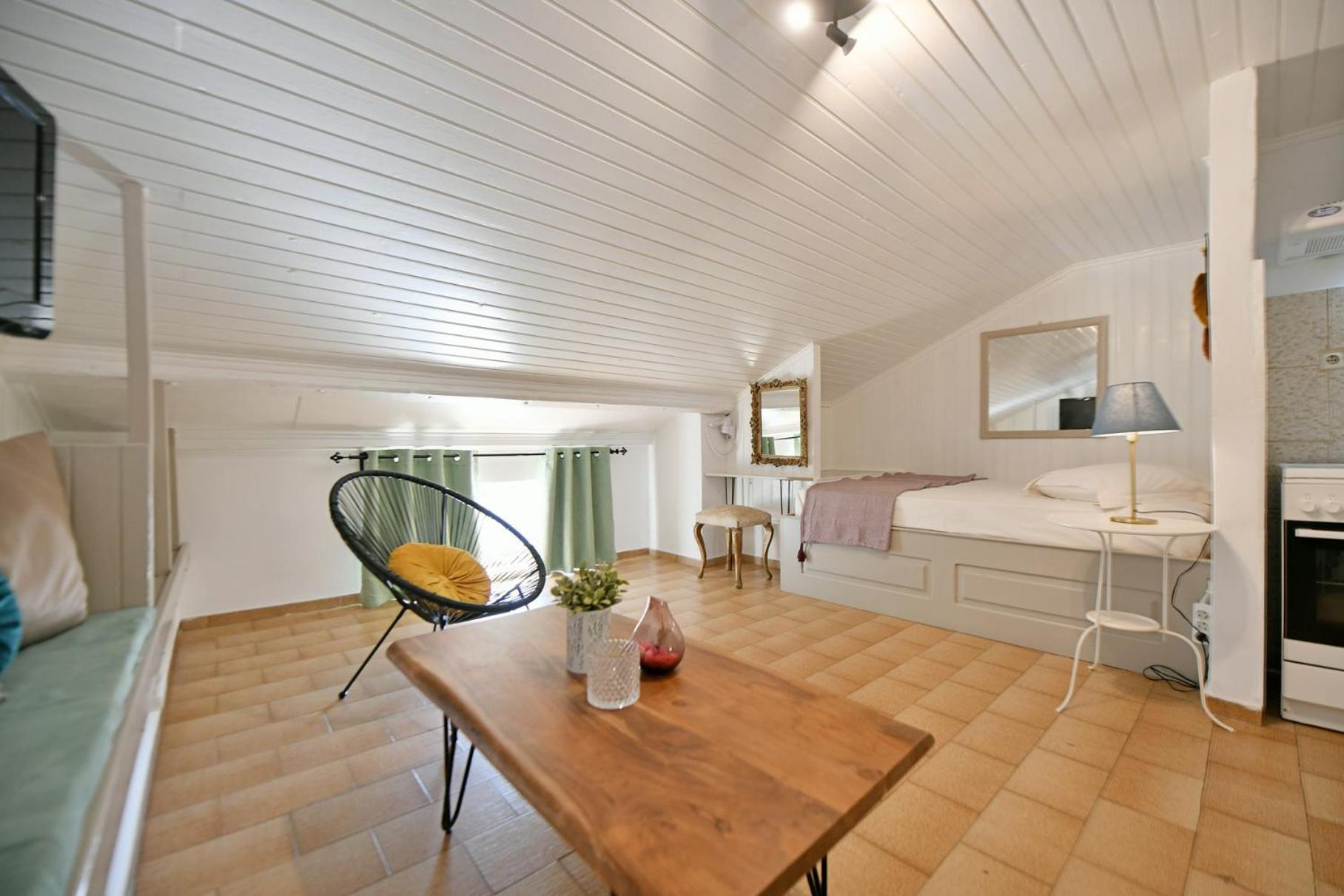 Athina Guesthouse Ídra Kültér fotó