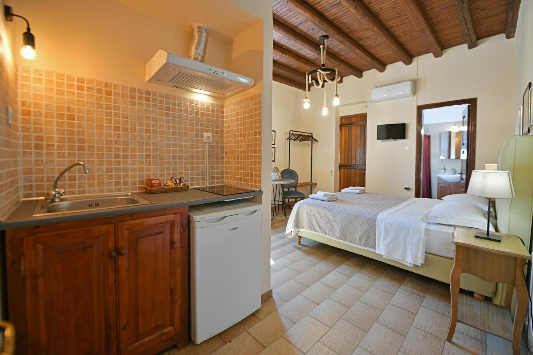 Athina Guesthouse Ídra Kültér fotó