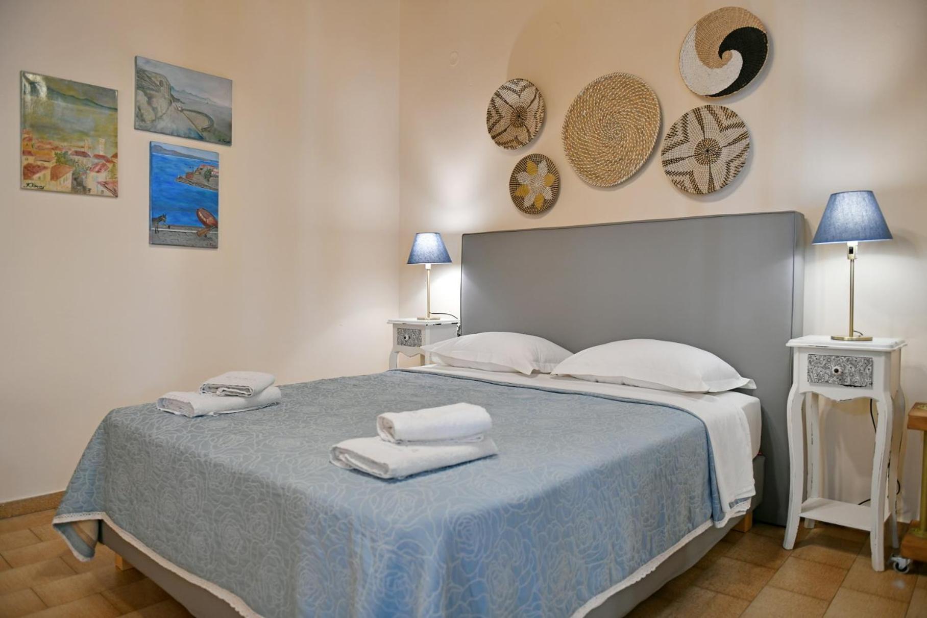 Athina Guesthouse Ídra Kültér fotó